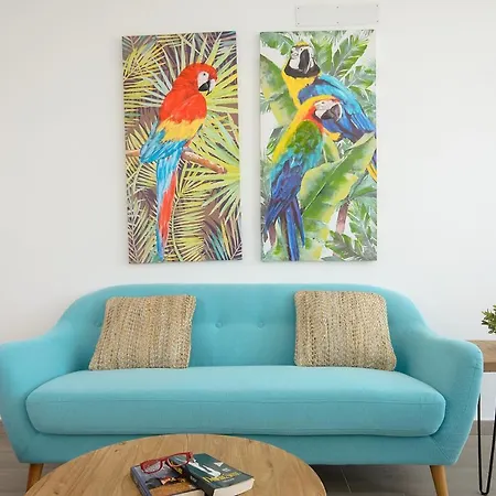 Red Volcano Apartment, Free Access To The Fariones Sports Center 卡门港