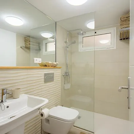Red Volcano Apartment, Free Access To The Fariones Sports Center 公寓